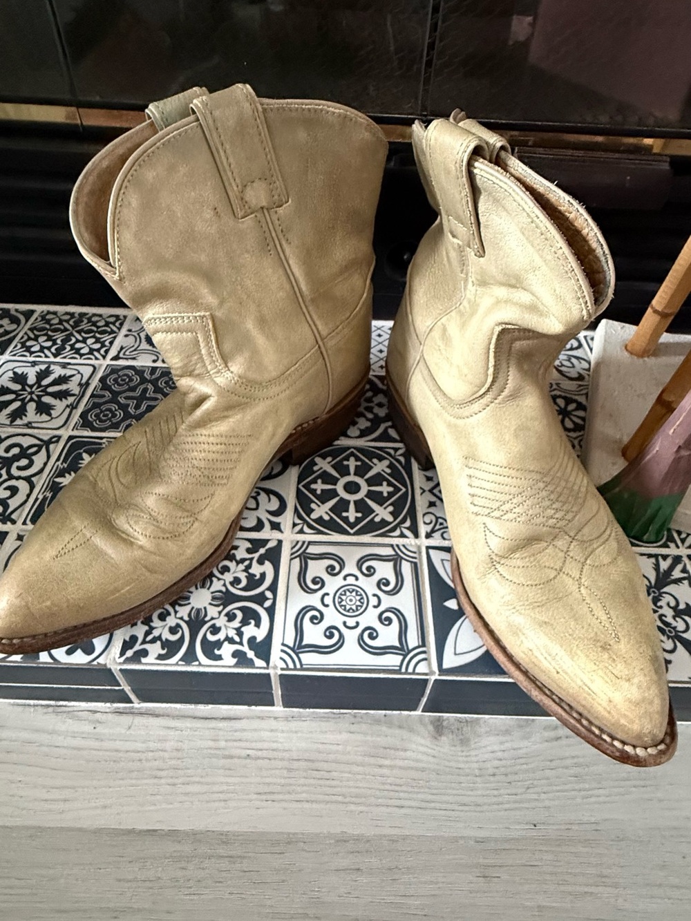 Frye Beige Western Ankle Boots - Picture 5 of 7
